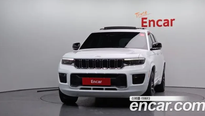 Jeep Grand cherokee OVERLAND | PANO | 2KEYS | , снимка 3 - Автомобили и джипове - 54398520