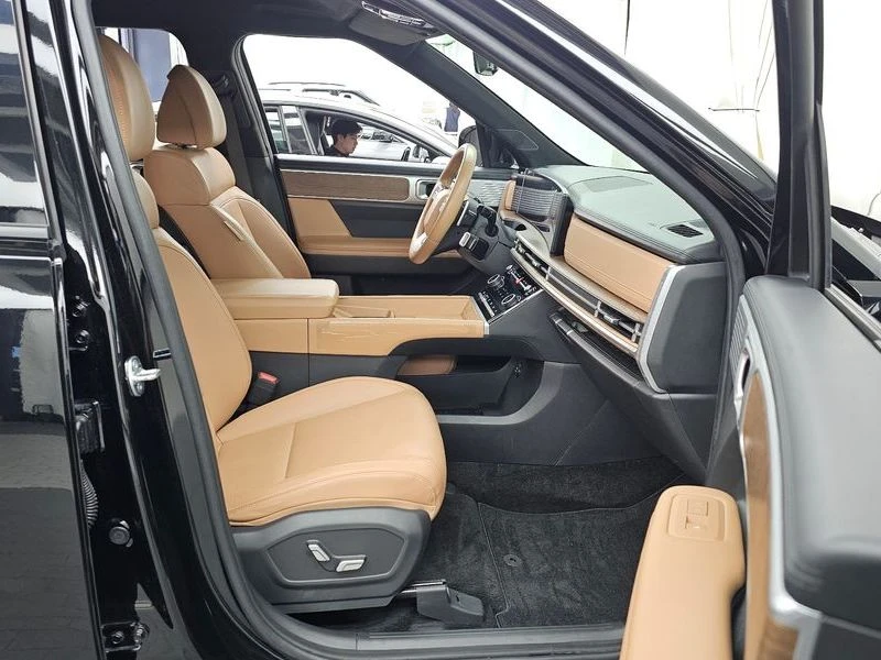 Hyundai Santa fe Gasoline 2.5T 2WD| 281к.с.| ВКЛ.ТЕХНОТЕСТ, снимка 11 - Автомобили и джипове - 55637359