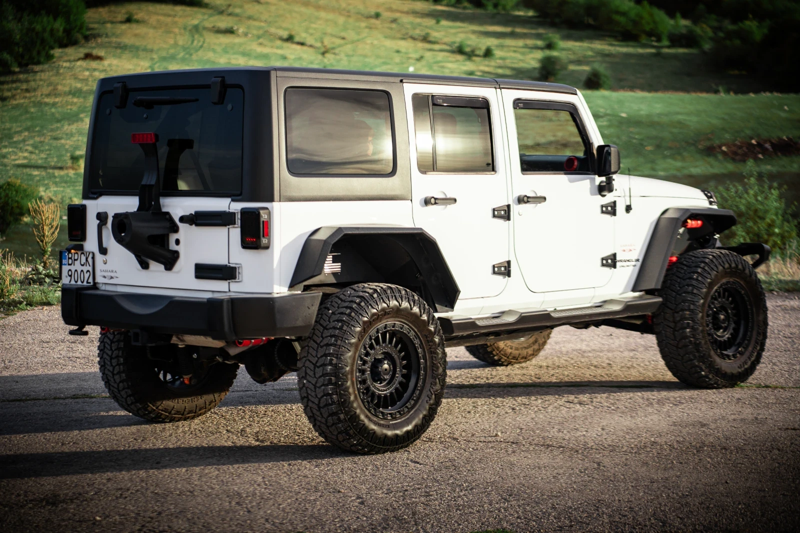 Jeep Wrangler 3.6* Ръчка* 35инча гуми* Офроуд* 3.5инча лифт - изображение 4