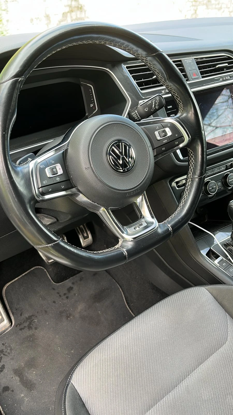 VW Tiguan Volkswagen tiguan black R-line | Mobile.bg � ����������� 9