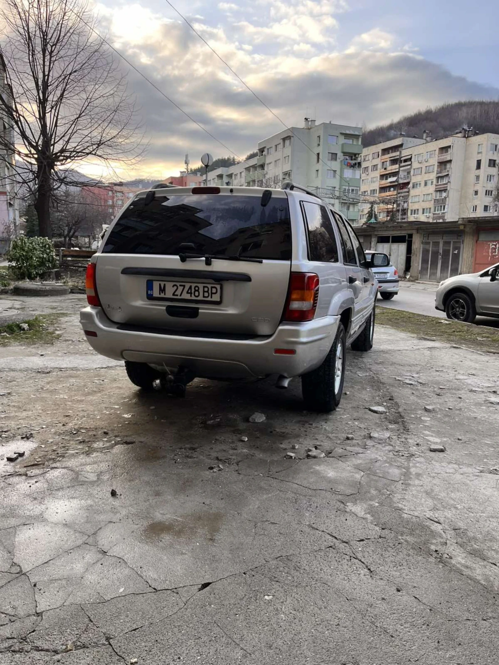 Jeep Grand cherokee, снимка 4 - Автомобили и джипове - 53878213