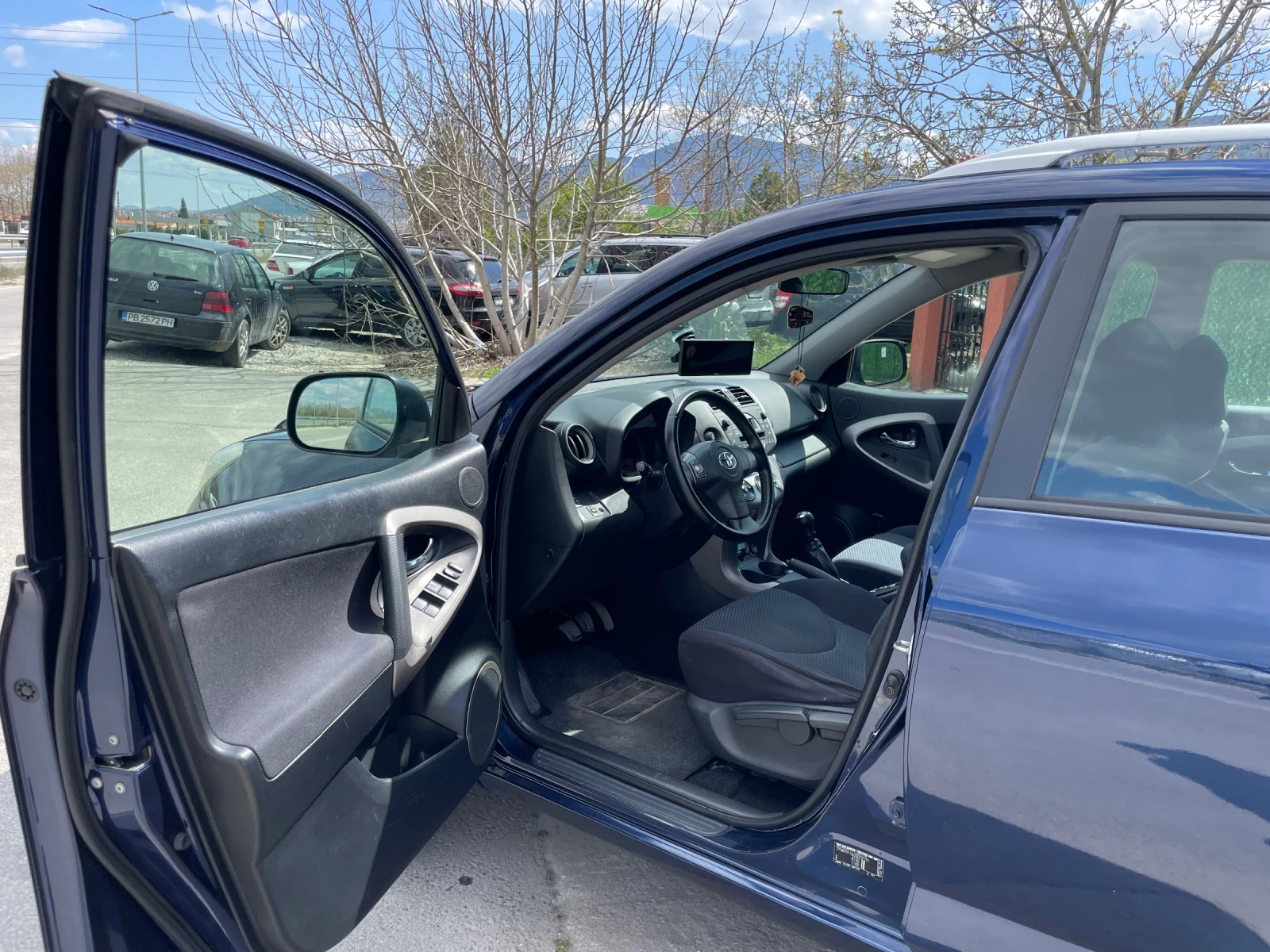 Toyota Rav4, снимка 9 - Автомобили и джипове - 54177017