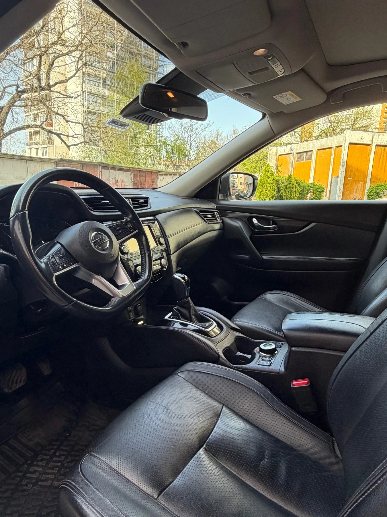 Nissan X-trail, снимка 9 - Автомобили и джипове - 54220059