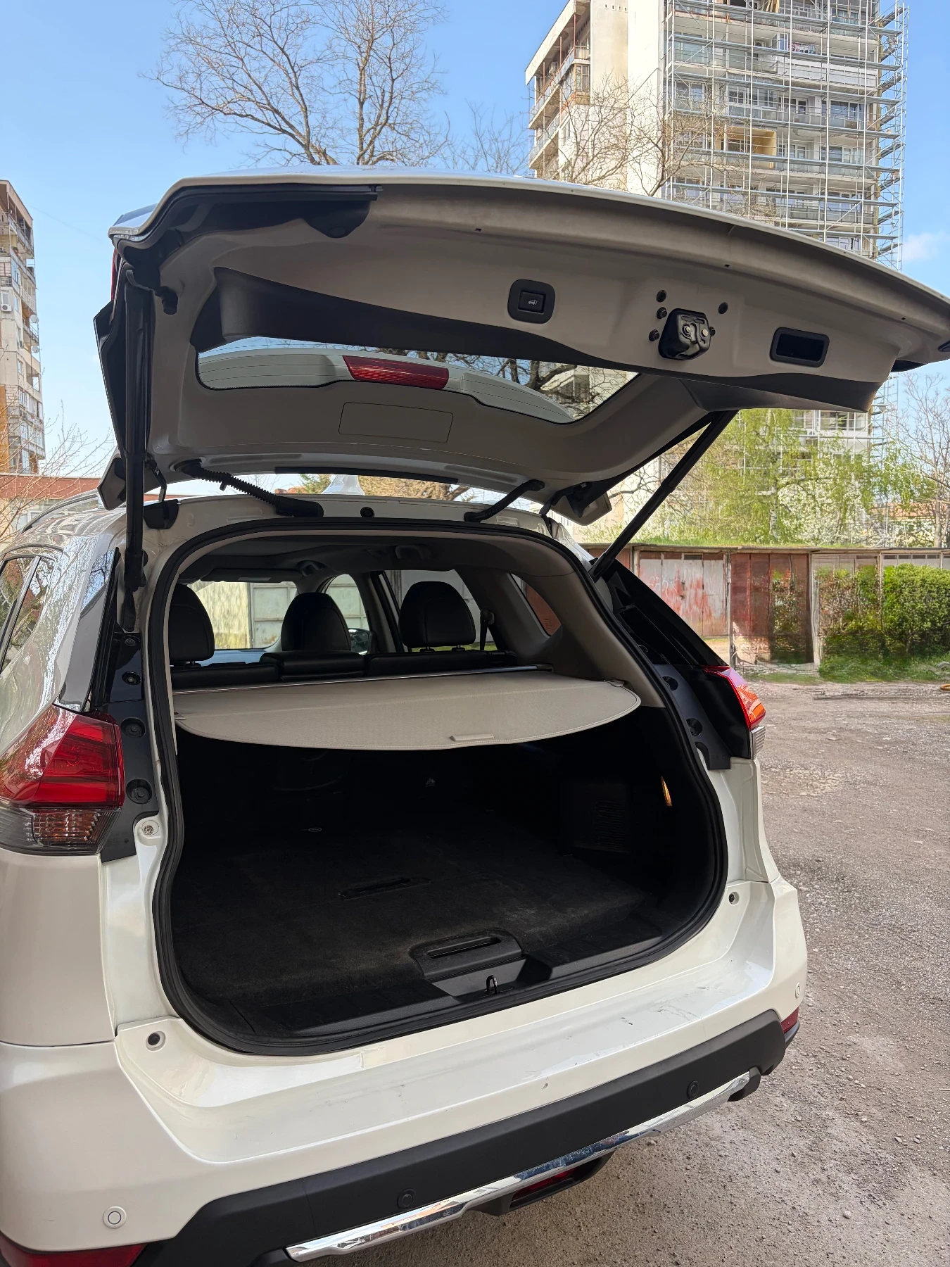 Nissan X-trail, снимка 14 - Автомобили и джипове - 54220059