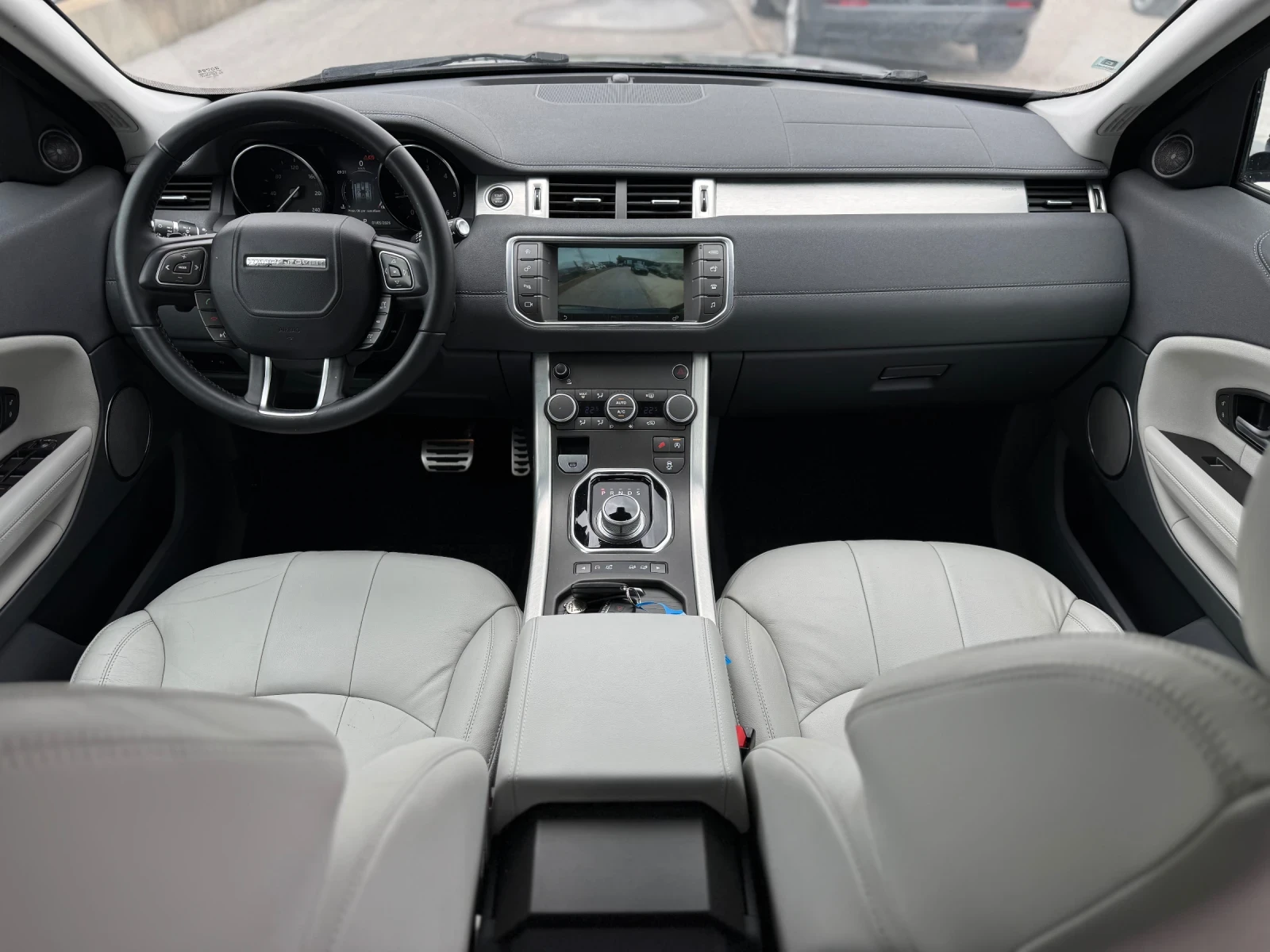 Land Rover Range Rover Evoque Facelift , снимка 7 - Автомобили и джипове - 54385126