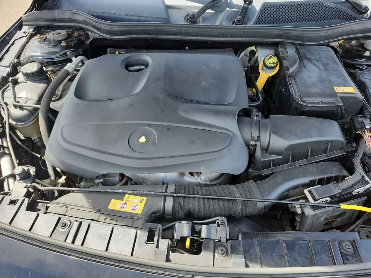 Mercedes-Benz GLA 250 ПАМЕТ| ПОДГРЕВИ| CARFAX| , снимка 14 - Автомобили и джипове - 54456006