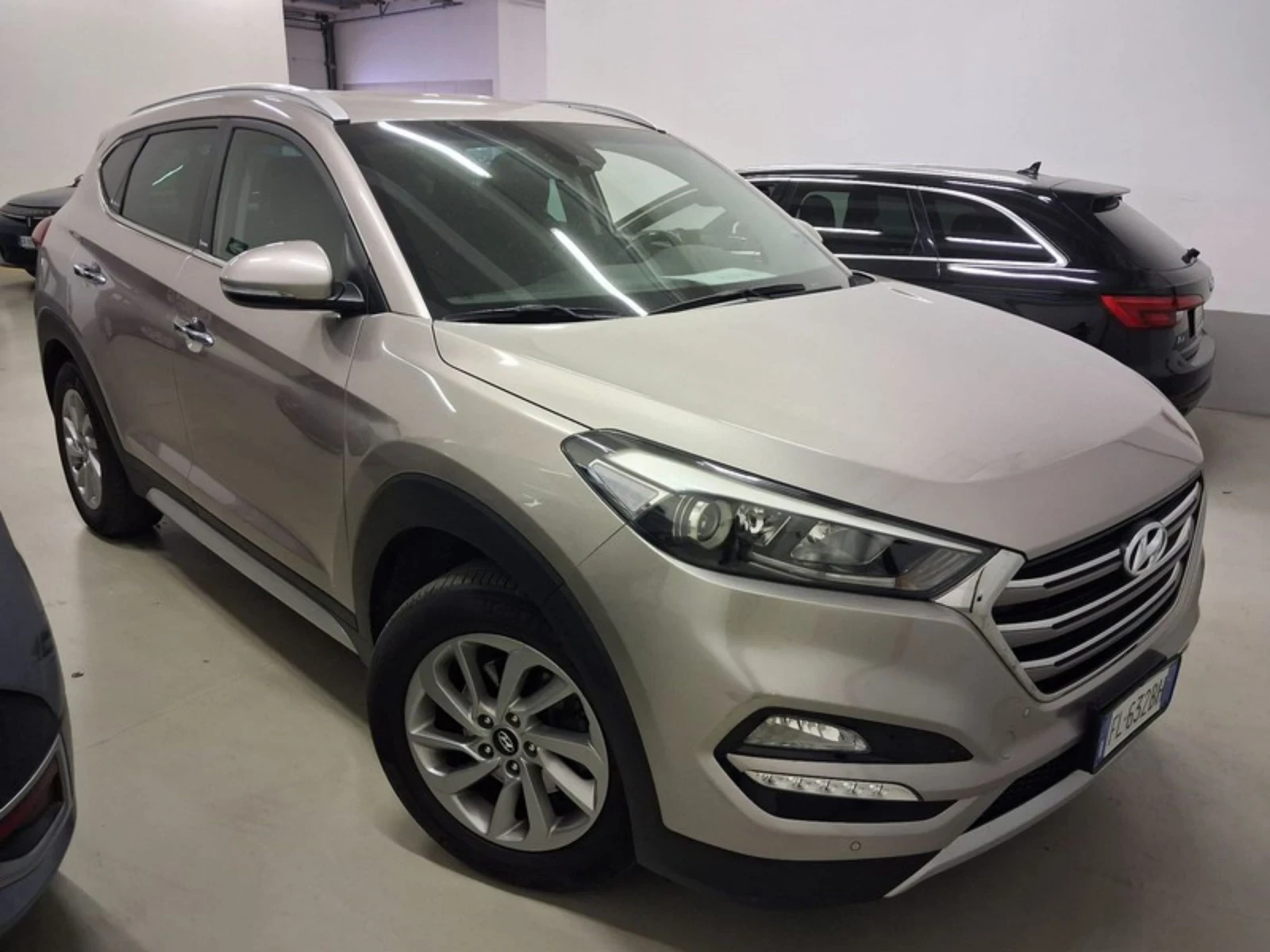 Hyundai Tucson 1.7CRDI 150ХИЛ! 100%РЕАЛЕН ЛИЗИНГ ВИДЕО , снимка 14 - Автомобили и джипове - 54479293