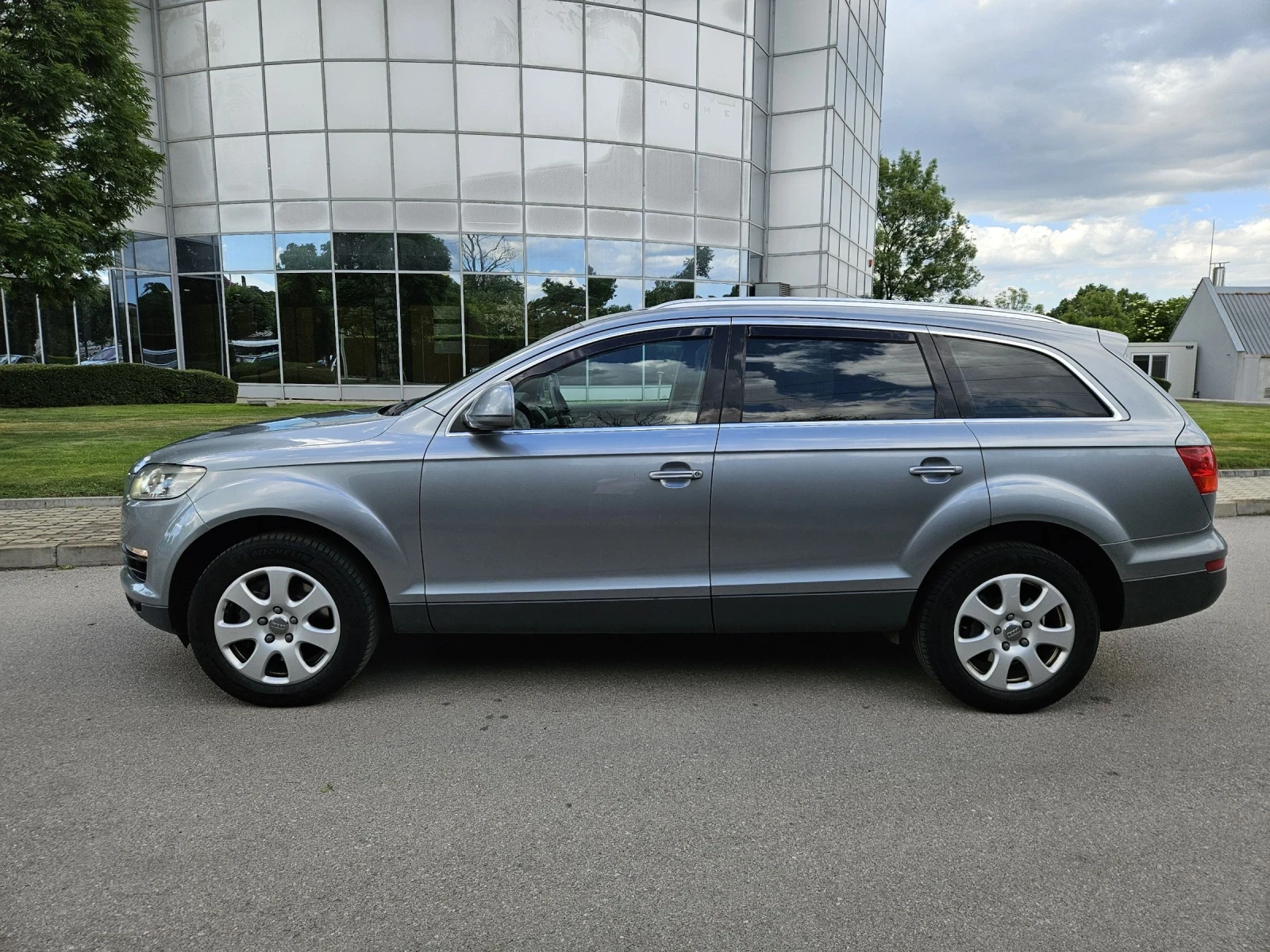 Audi Q7, снимка 3 - Автомобили и джипове - 54704649