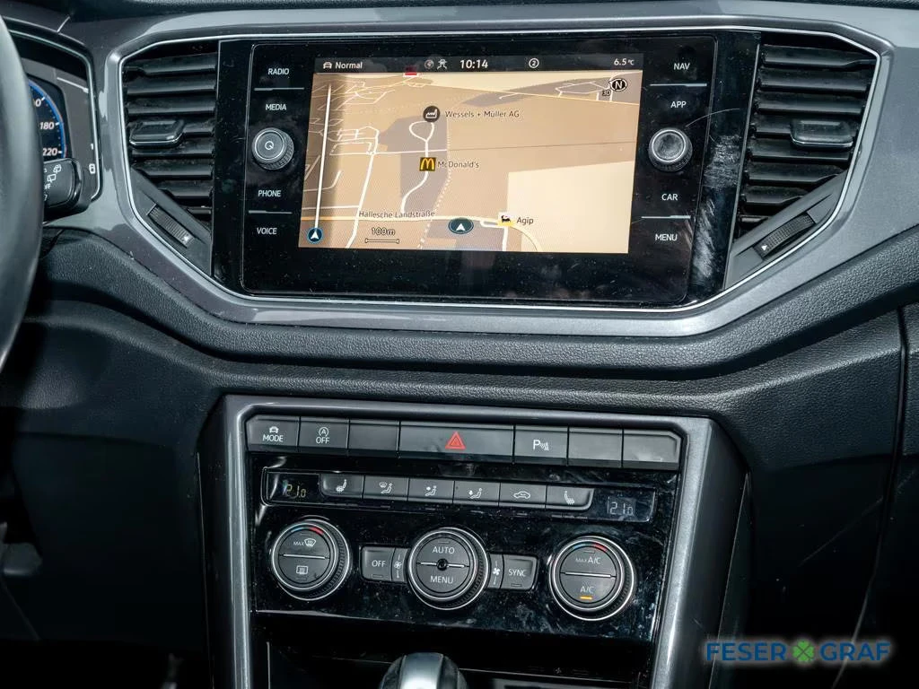 VW T-Roc 1.5TSI/R-DESIGN/150HP/DSG/ACC/LED/CAM/CARPLAY/597z, снимка 8 - Автомобили и джипове - 55275594