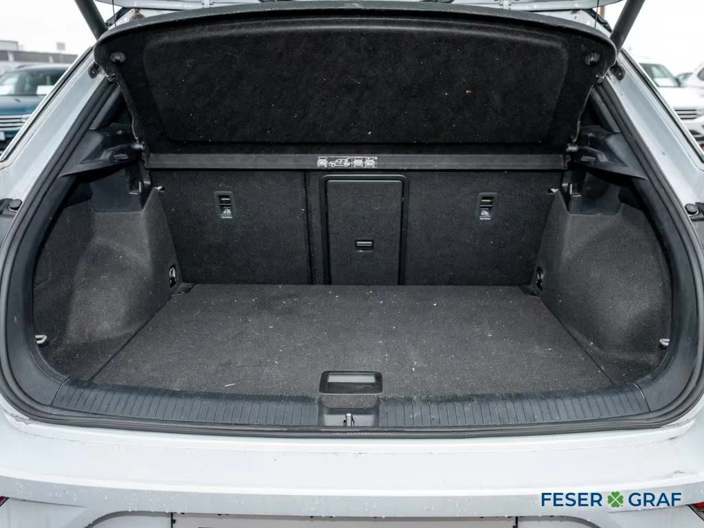 VW T-Roc 1.5TSI/R-DESIGN/150HP/DSG/ACC/LED/CAM/CARPLAY/597z, снимка 4 - Автомобили и джипове - 55275594