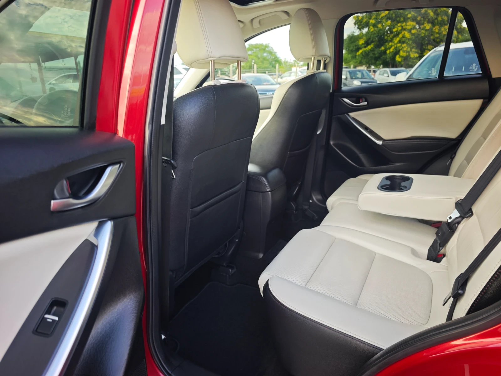 Mazda CX-5 2.2 4x4 SKYACTIV, снимка 11 - Автомобили и джипове - 55752917