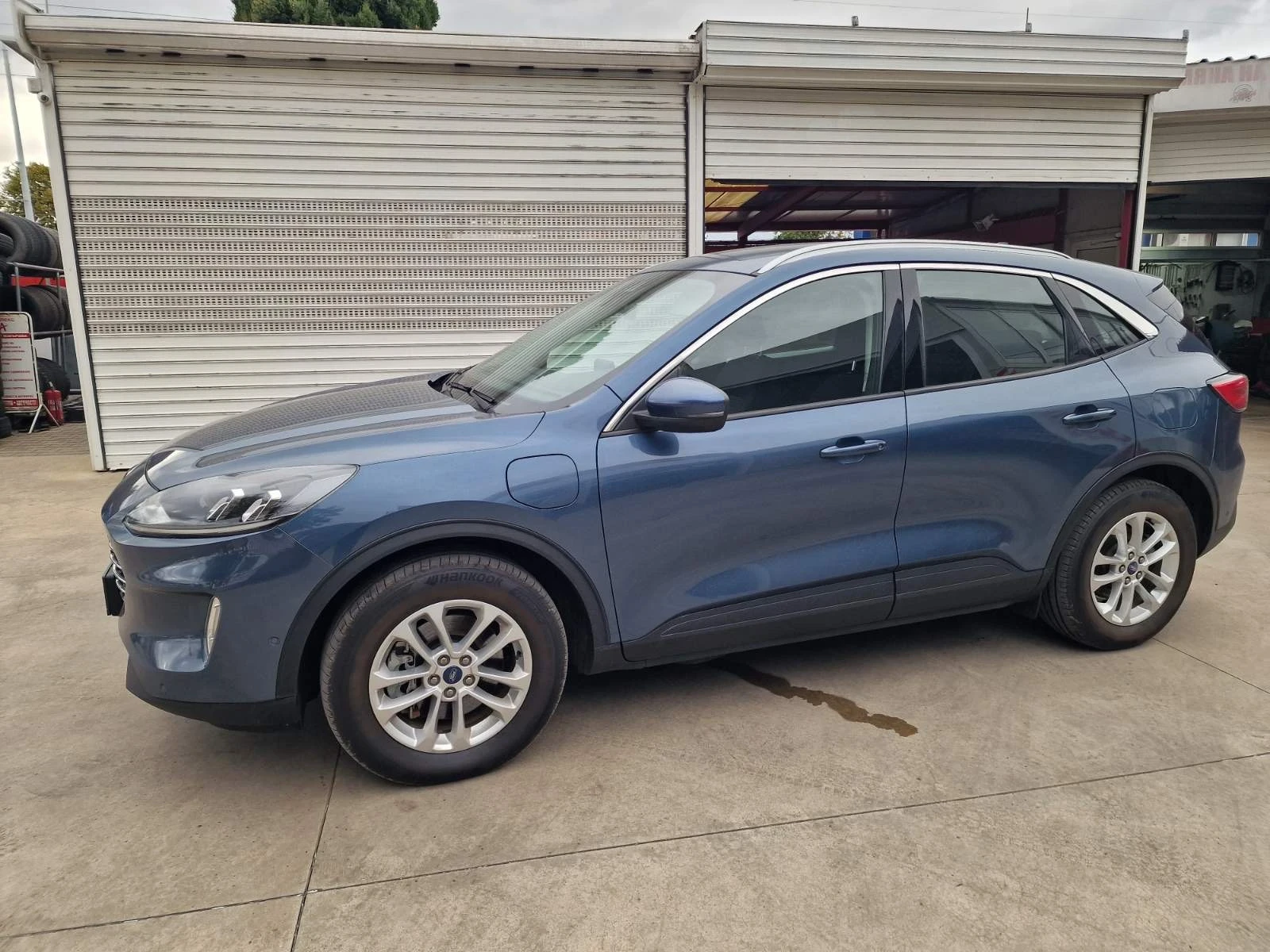 Ford Kuga Plug in hybrid, снимка 5 - Автомобили и джипове - 56727759