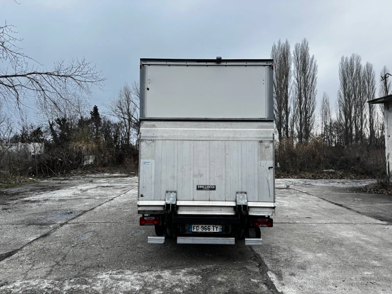 Iveco Daily Б Категория 3.5 Т, снимка 4 - Бусове и автобуси - 47508652