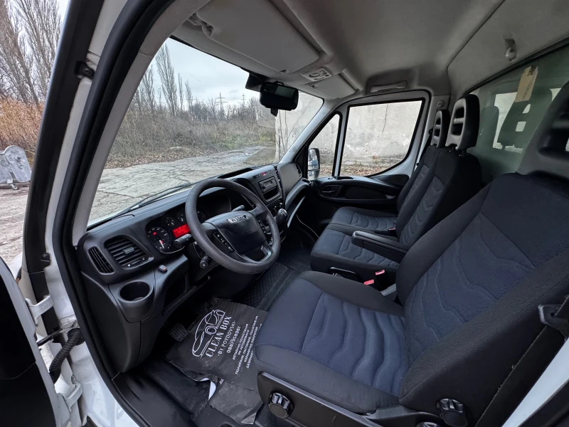 Iveco Daily Б Категория 3.5 Т, снимка 12 - Бусове и автобуси - 47508652