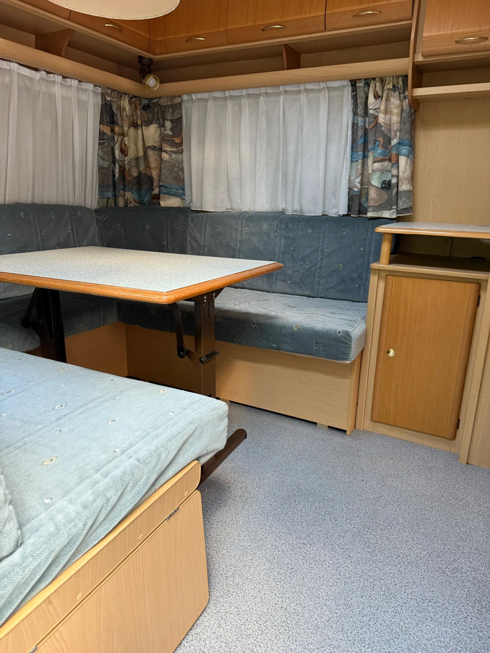 Каравана Dethleffs Beduin, снимка 15 - Каравани и кемпери - 56729211