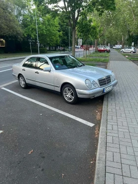 Mercedes-Benz 200, снимка 2