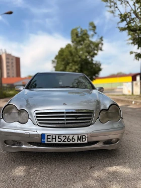  Mercedes-Benz C 220