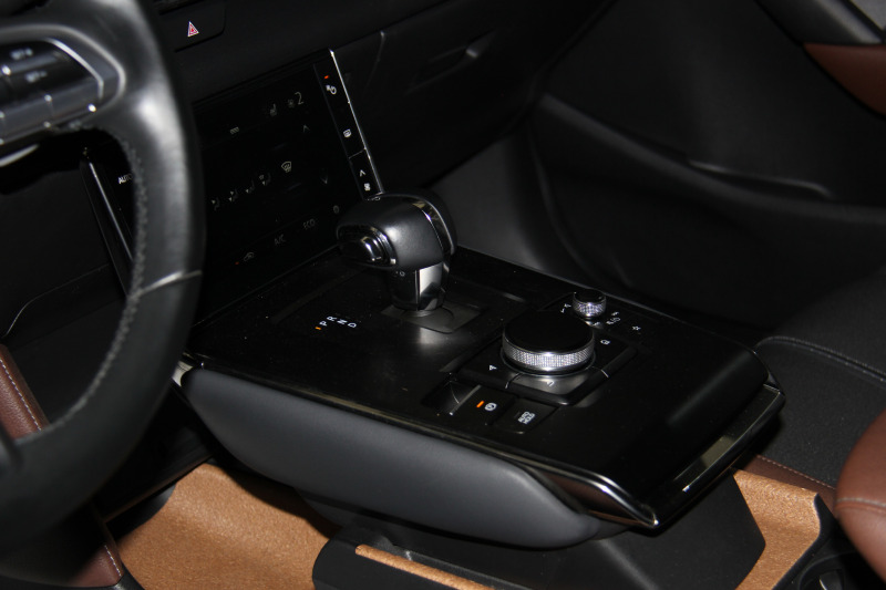 Mazda MX-30 Virtual/Подгрев/FullLed, снимка 11 - Автомобили и джипове - 43007744