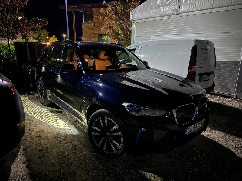 BMW iX3, снимка 13 - Автомобили и джипове - 47210369