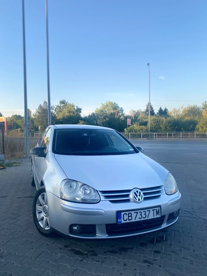 VW Golf, снимка 1 - Автомобили и джипове - 47828391