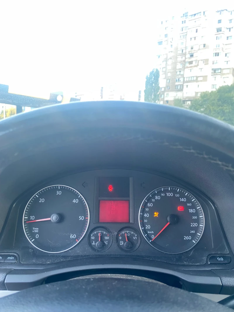 VW Golf, снимка 5 - Автомобили и джипове - 47828391