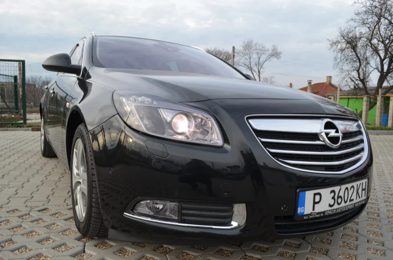 Opel Insignia в Автомобили и джипове в гр. Русе