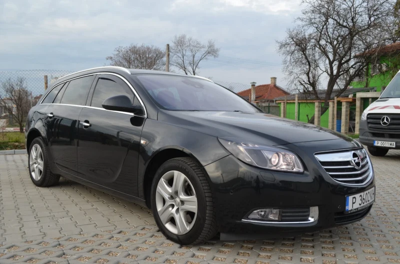 Opel Insignia, снимка 4 - Автомобили и джипове - 48600106