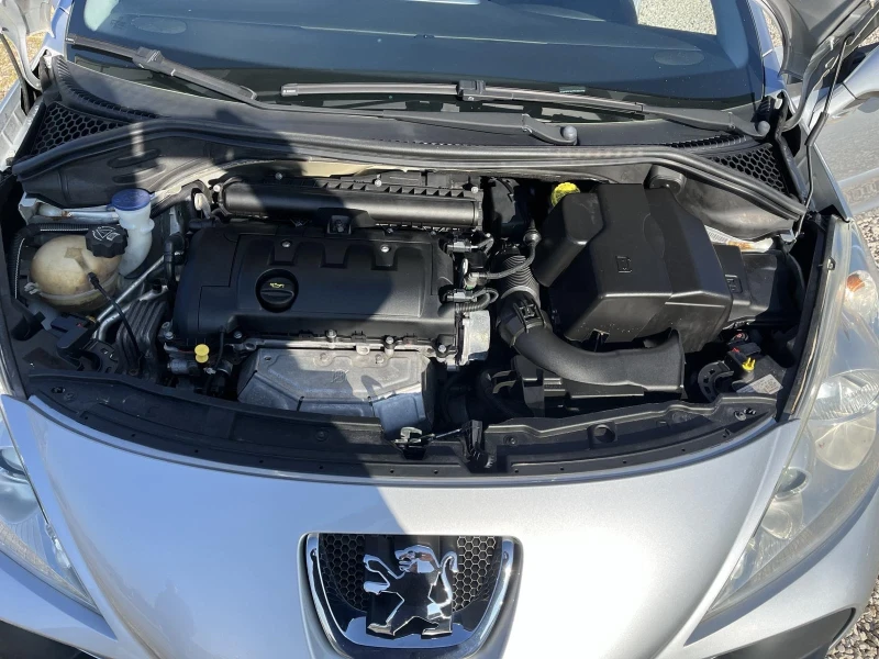 Peugeot 207 CC 1.6 i Кабриолет-Купе, снимка 11 - Автомобили и джипове - 48752621