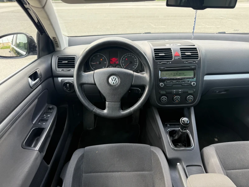 VW Golf 1.9TDI-105kc, снимка 9 - Автомобили и джипове - 52398930