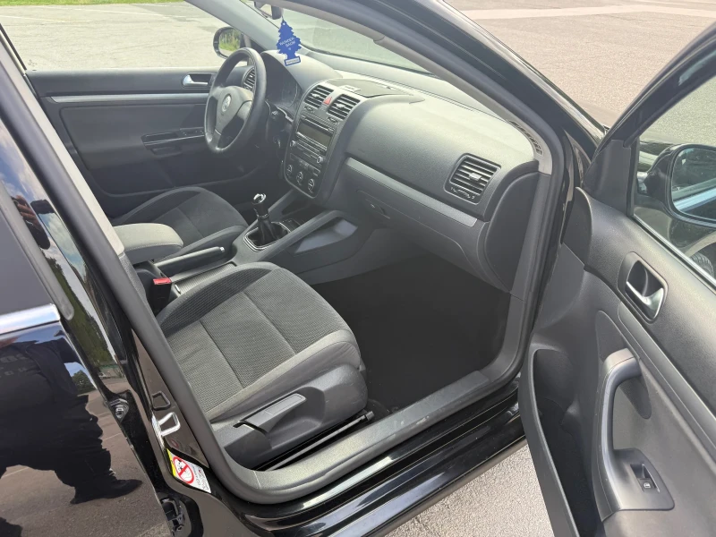 VW Golf 1.9TDI-105kc, снимка 12 - Автомобили и джипове - 52398930