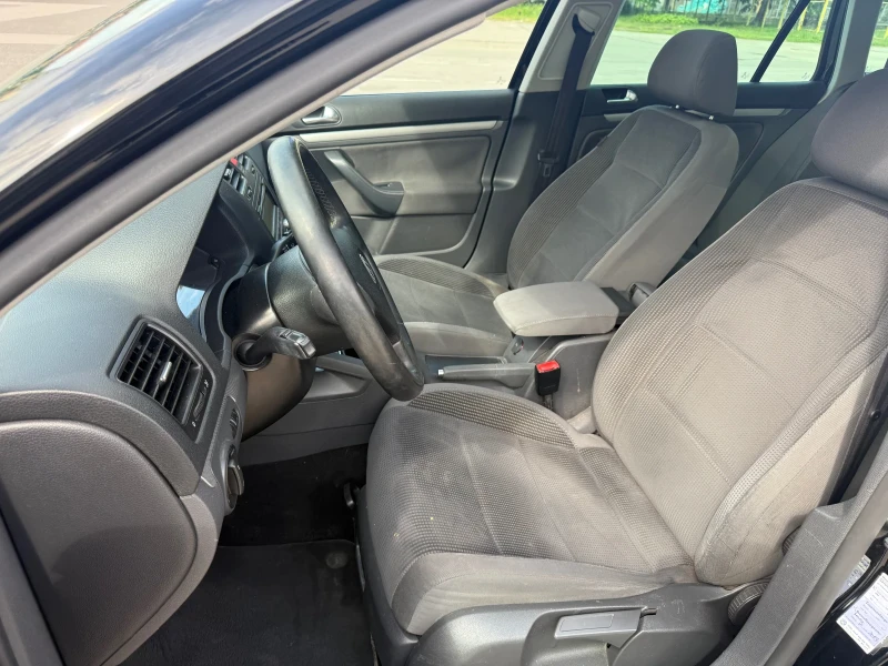 VW Golf 1.9TDI-105kc, снимка 11 - Автомобили и джипове - 52398930