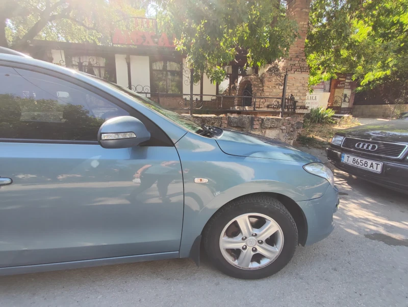 Hyundai I30 CW, снимка 5 - Автомобили и джипове - 52393980