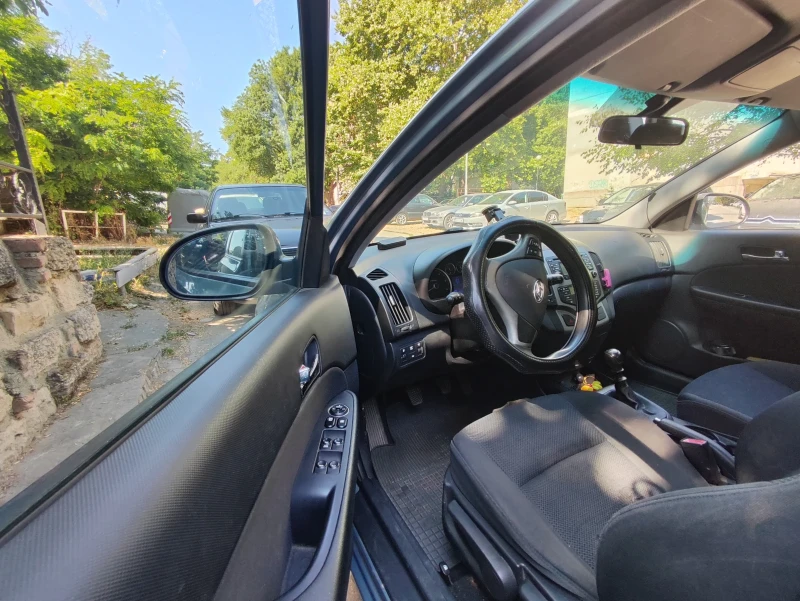 Hyundai I30 CW, снимка 9 - Автомобили и джипове - 52393980