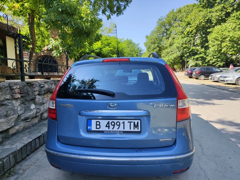 Hyundai I30 CW, снимка 2 - Автомобили и джипове - 52393980