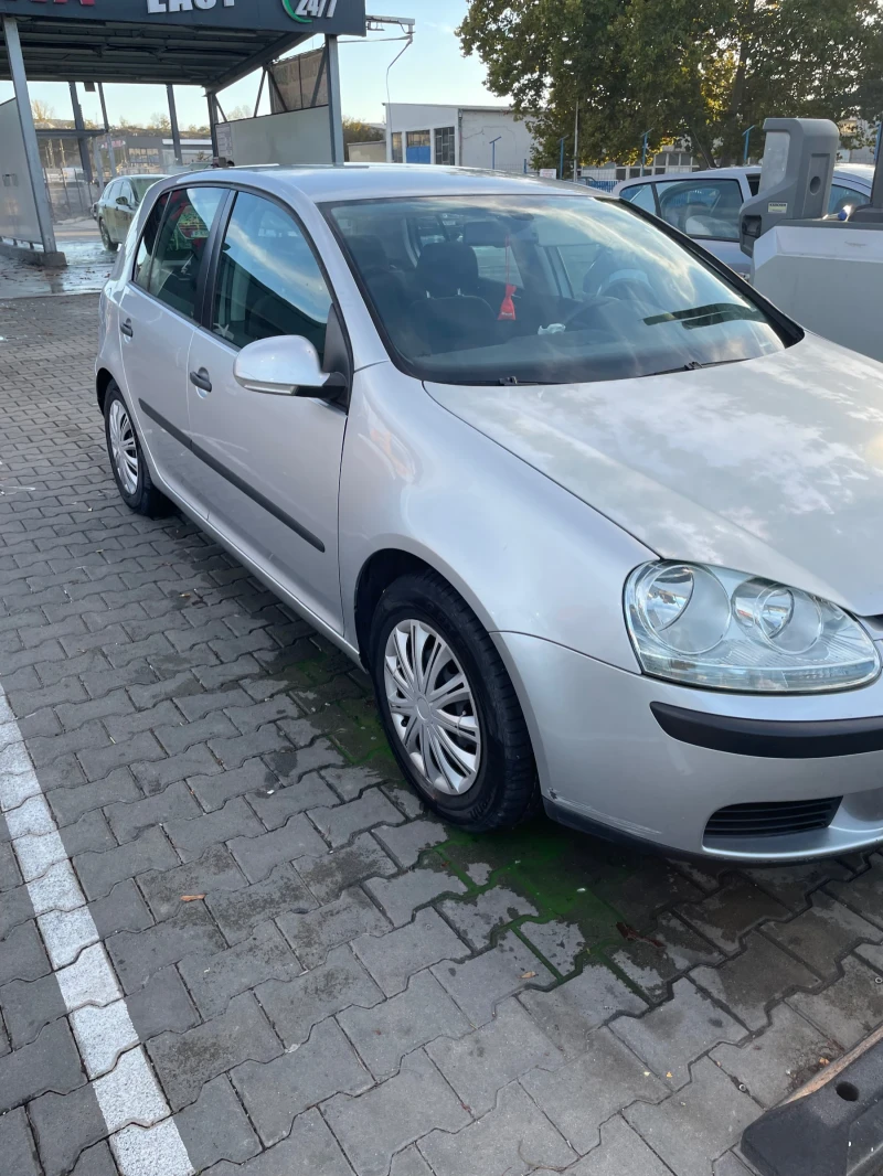 VW Golf, снимка 2 - Автомобили и джипове - 52455011