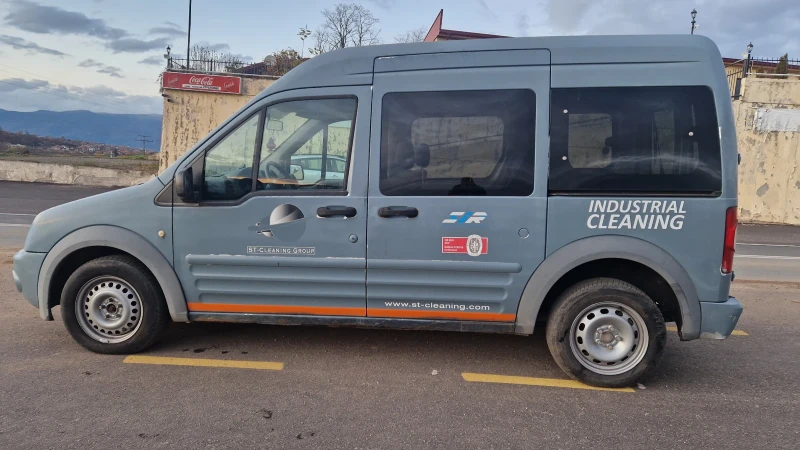 Ford Tourneo Connect 1.8TDCI, снимка 8 - Автомобили и джипове - 52515253