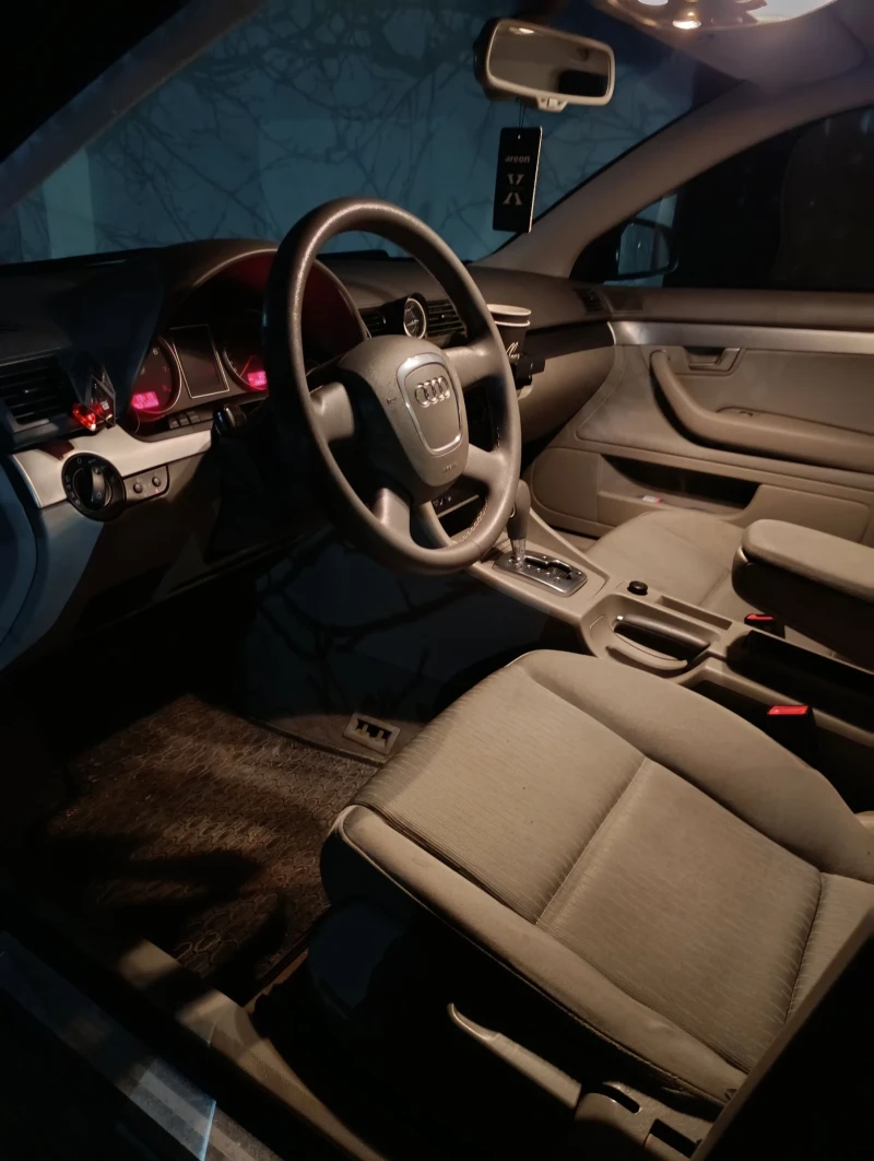 Audi A4 2.0tfsi, снимка 4 - Автомобили и джипове - 53143906