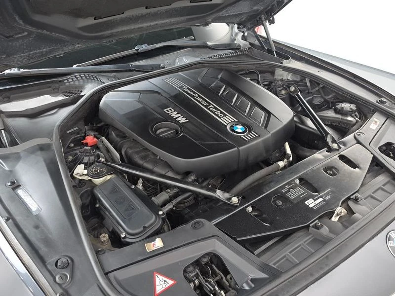BMW 525 525d xDrive| 204к.с.| ВКЛ.ТЕХНОТЕСТ, снимка 6 - Автомобили и джипове - 55610461