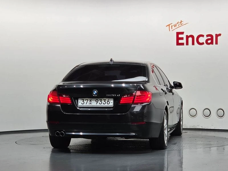 BMW 525 525d xDrive| 204к.с.| ВКЛ.ТЕХНОТЕСТ, снимка 4 - Автомобили и джипове - 55610461