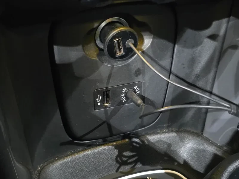 Mini Cooper Basic Model 3Rd Generation, снимка 13 - Автомобили и джипове - 55901154