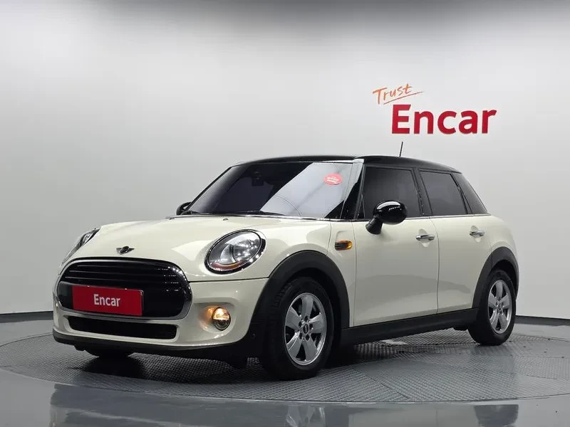 Mini Cooper Basic Model 3Rd Generation