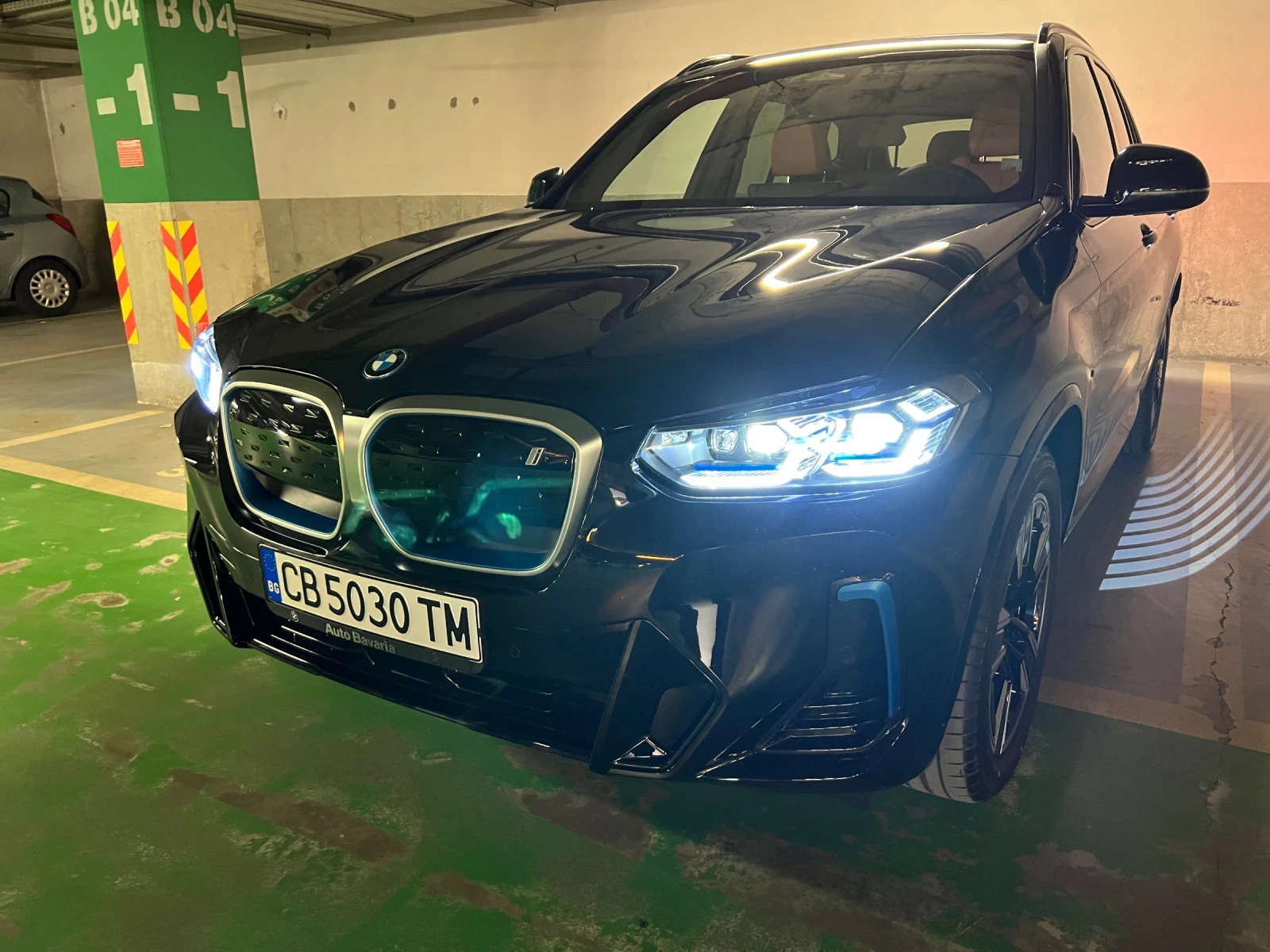 BMW iX3  - изображение 2
