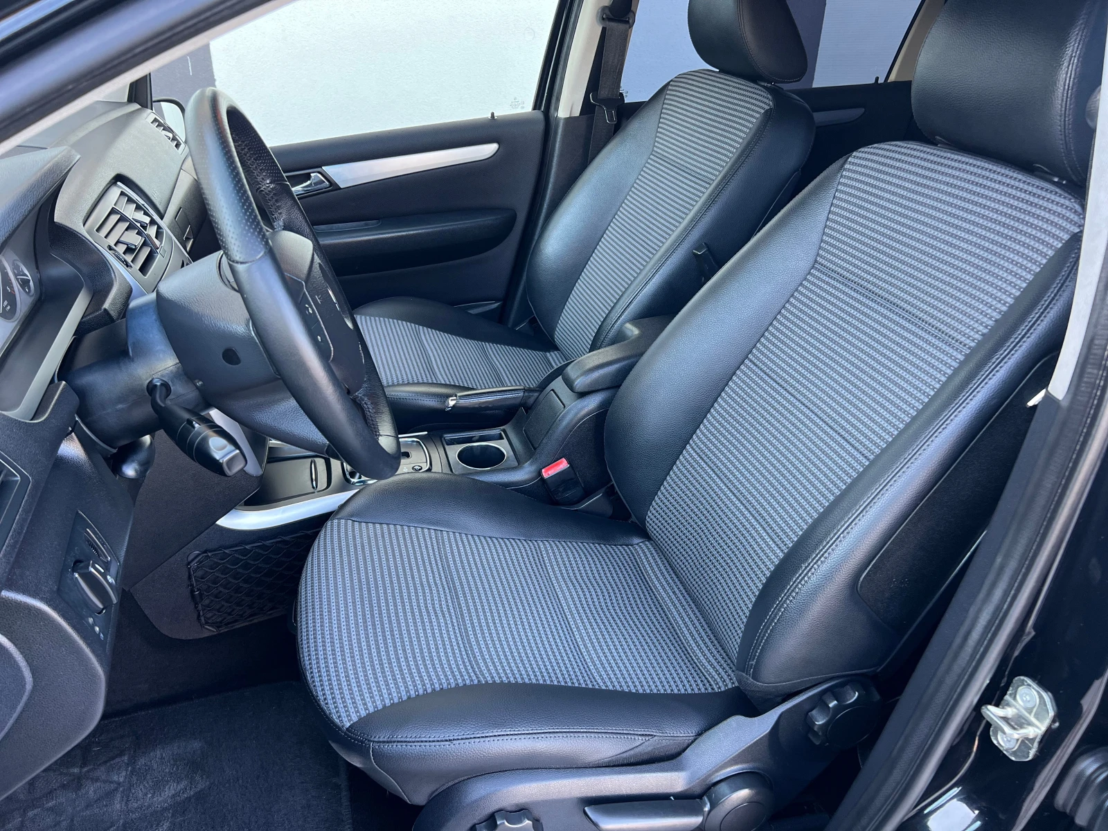 Mercedes-Benz B 180 2, 0 CDi-109k.c.ABTOMATИК НАВИ FACELIFT - изображение 4