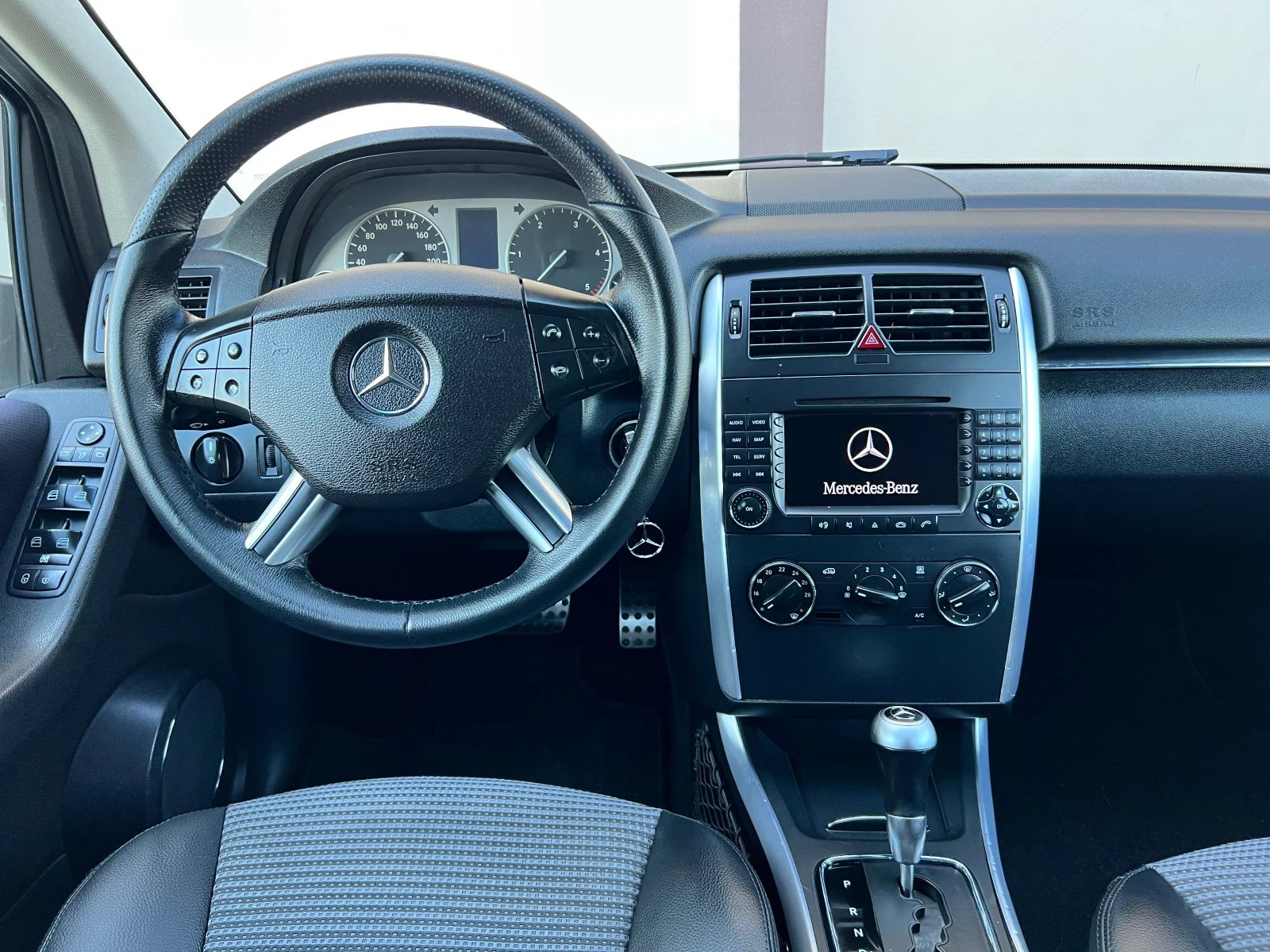 Mercedes-Benz B 180 2, 0 CDi-109k.c.ABTOMATИК НАВИ FACELIFT - изображение 9