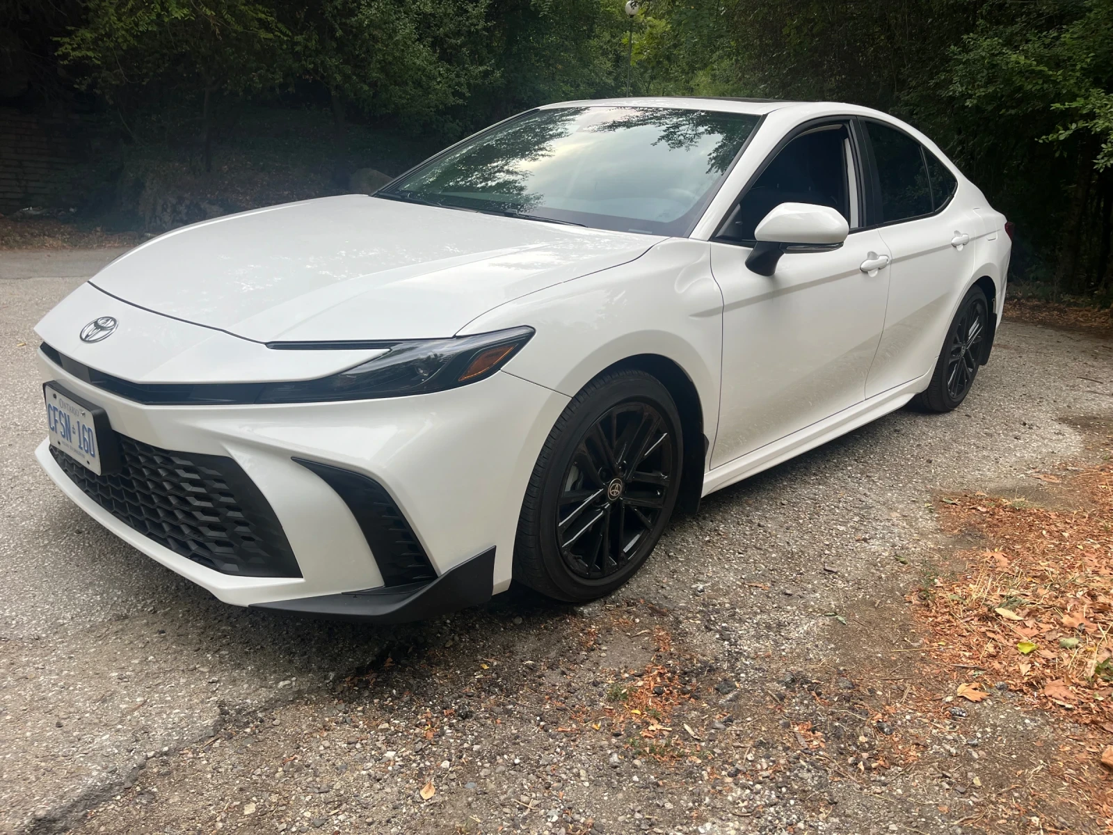 Toyota Camry 2.5 Hybrid  - изображение 2