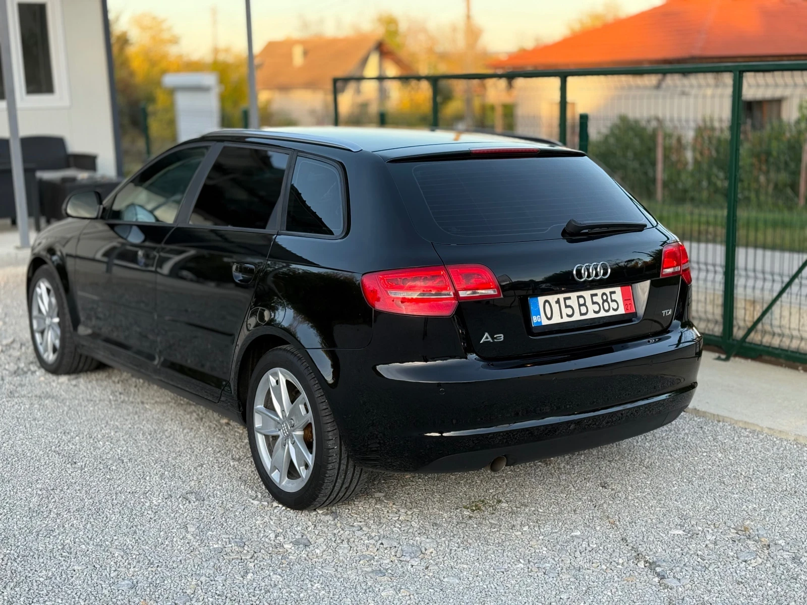 Audi A3 FACELIFT* 1.6TDI* 105кс* 17" ДЖАНТИ* КЛИМАТРОН - изображение 6