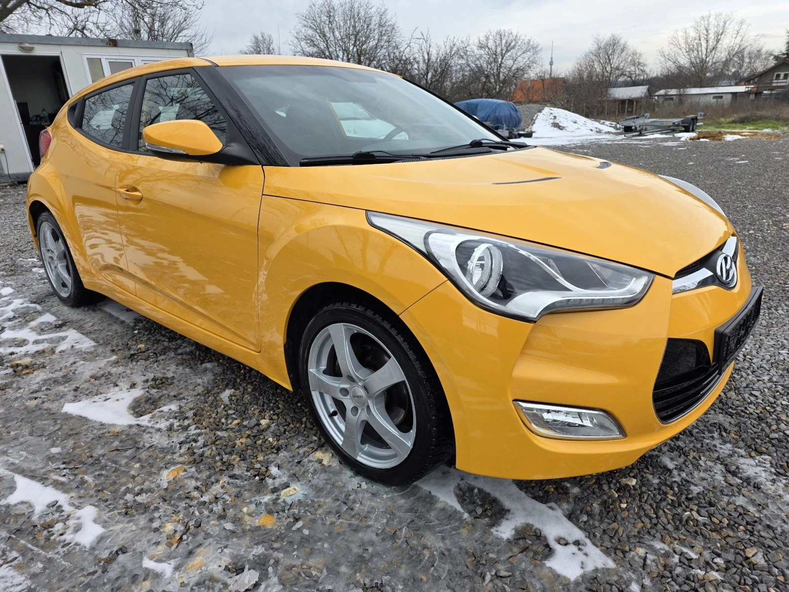 Hyundai Veloster  1.6Gdi 140k.s - изображение 3