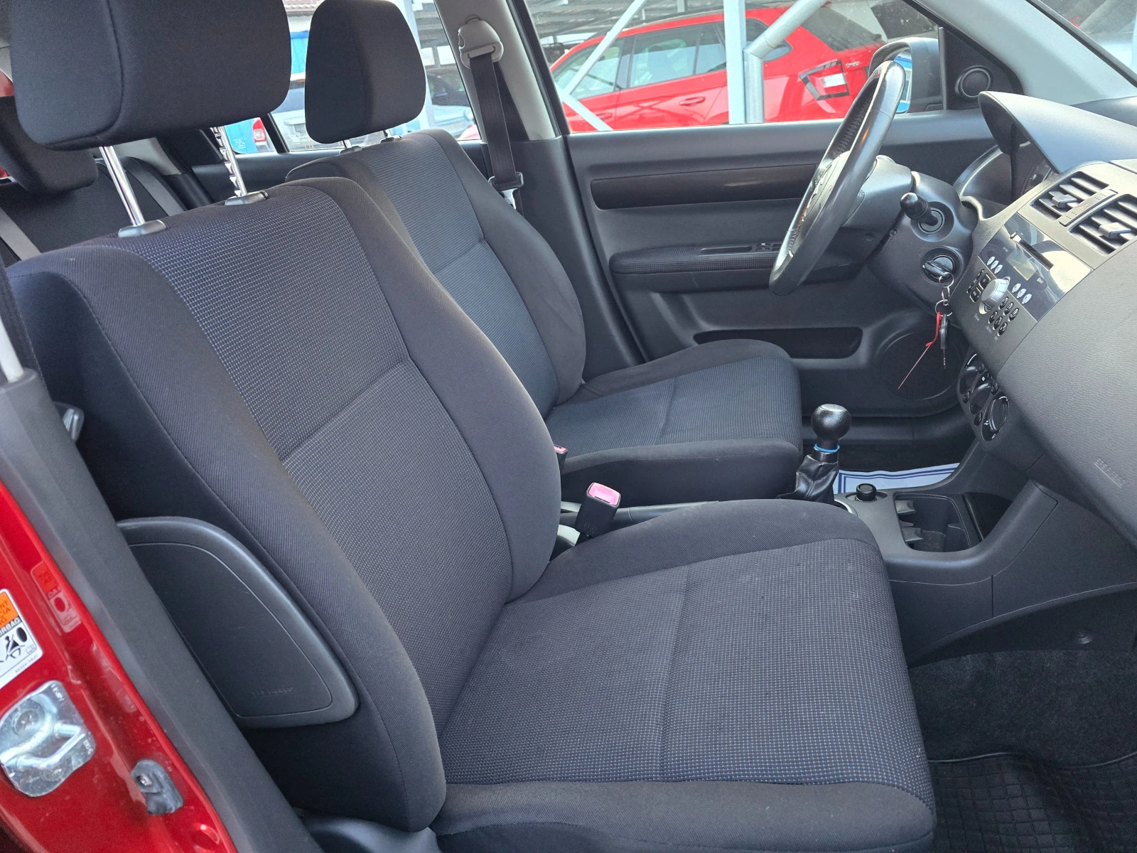 Suzuki Swift 1.3I КЛИМАТИК !! НОВ ВНОС !! 4X4 !!! , снимка 10 - Автомобили и джипове - 53921959