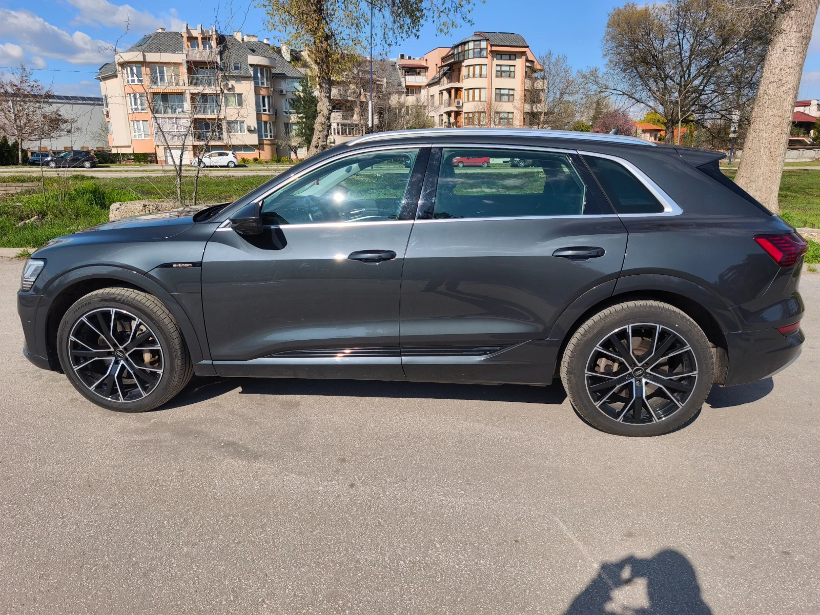 Audi E-Tron 55, 95kwh, Matrix, 360, панорама, снимка 2 - Автомобили и джипове - 54099916