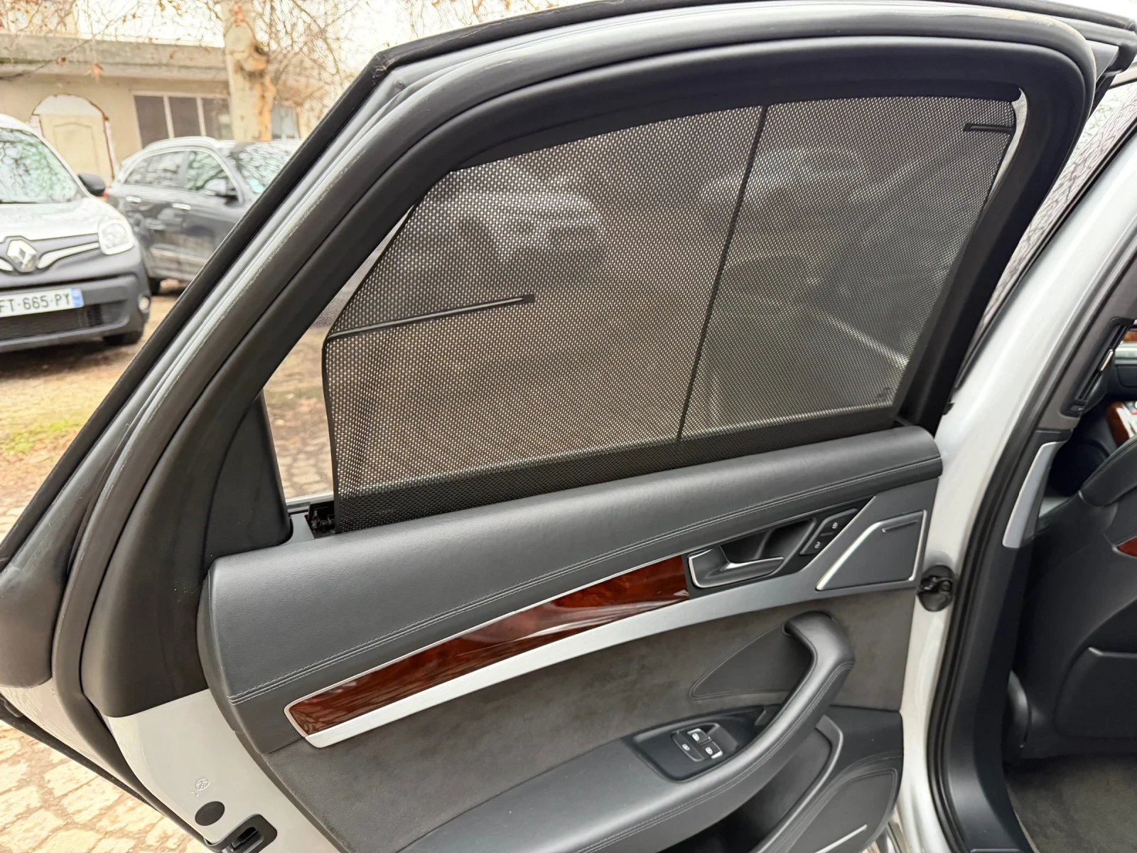 Audi A8 БАРТЕР* 4.2TDI* V8* BiTURBO* LONG* LED, снимка 15 - Автомобили и джипове - 54126467